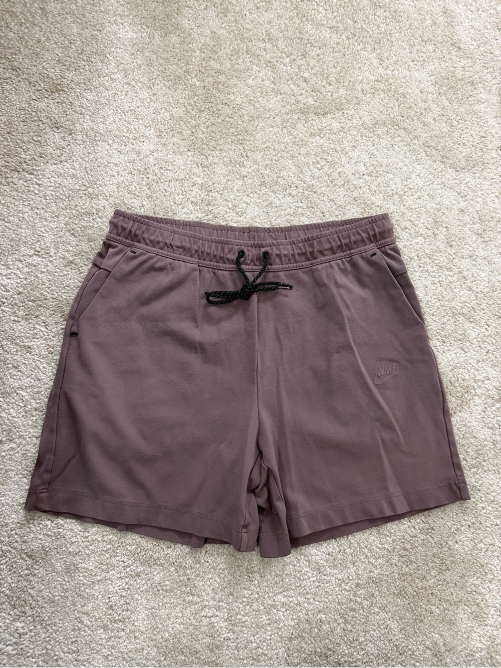 Nike Men's Mauve Lightweight Tech Fleece Shorts